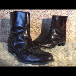 Side zip western mid-height boots